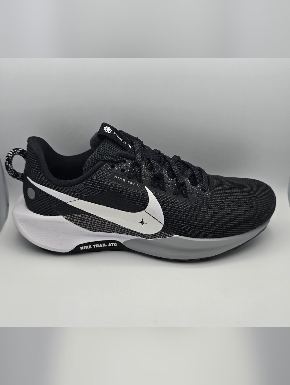 Nike Womens Reactx Pegasus Trail 5
